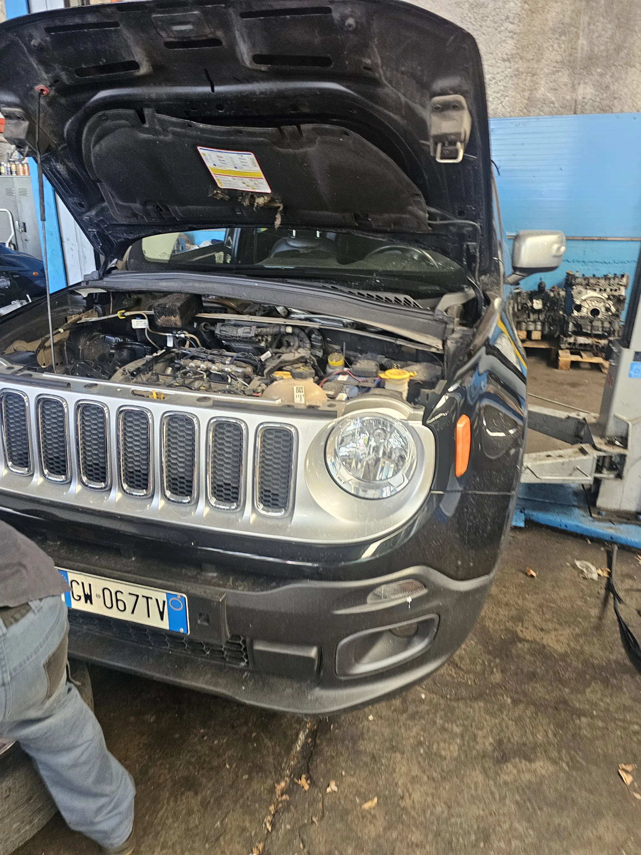 Jeep Renegade 1.6 diesel in officina per cambio cinghia distribuzione